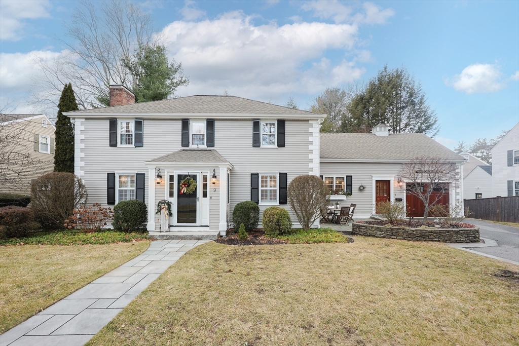 9 Elmcrest Cir
