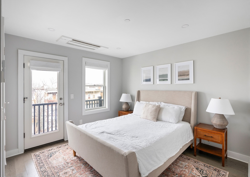 58 Byron Street # 3
