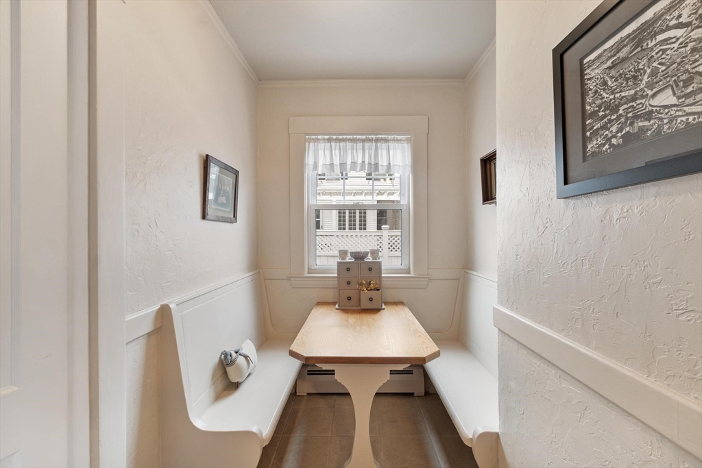 17 Carisbrooke St