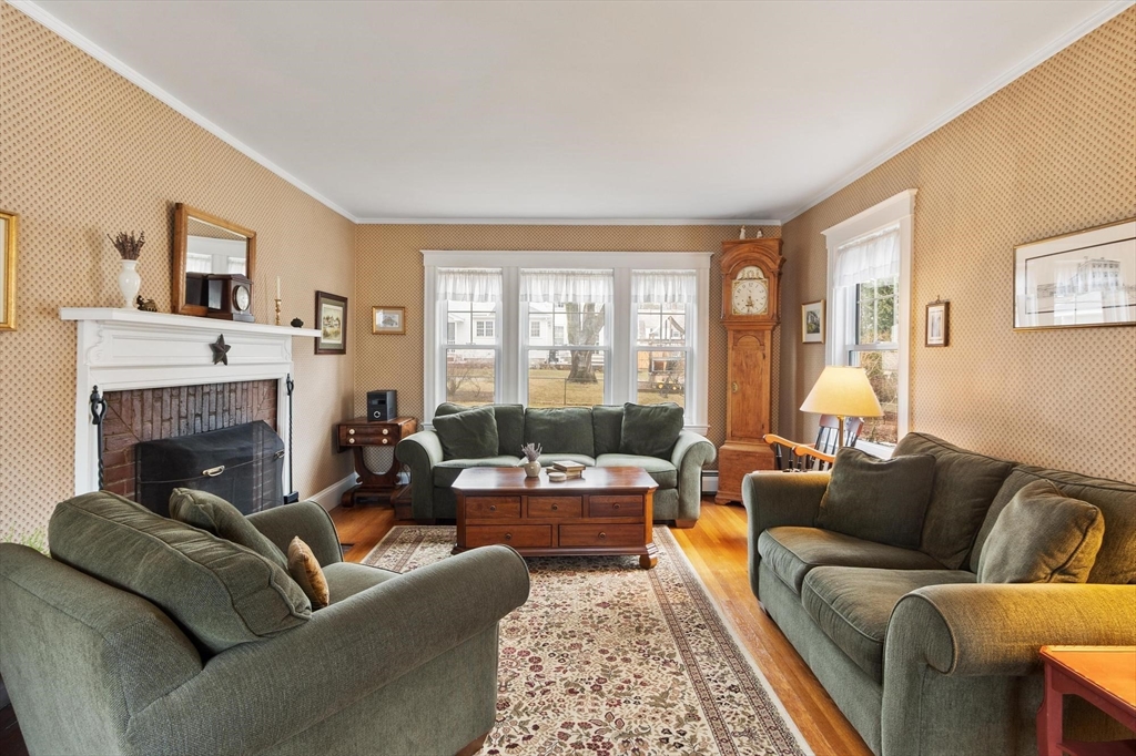 17 Carisbrooke St