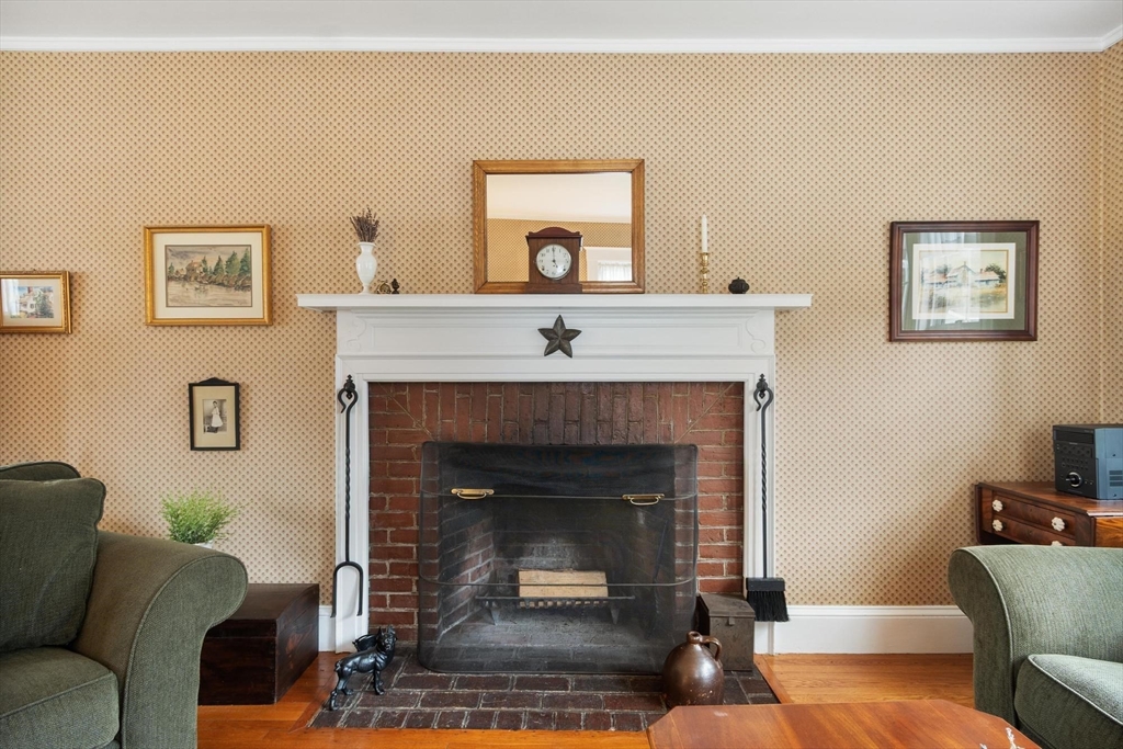 17 Carisbrooke St