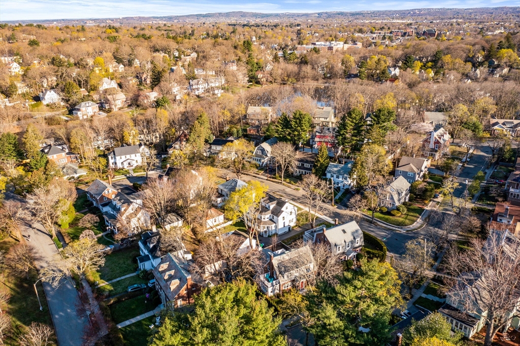 37 Commonwealth Park # 37