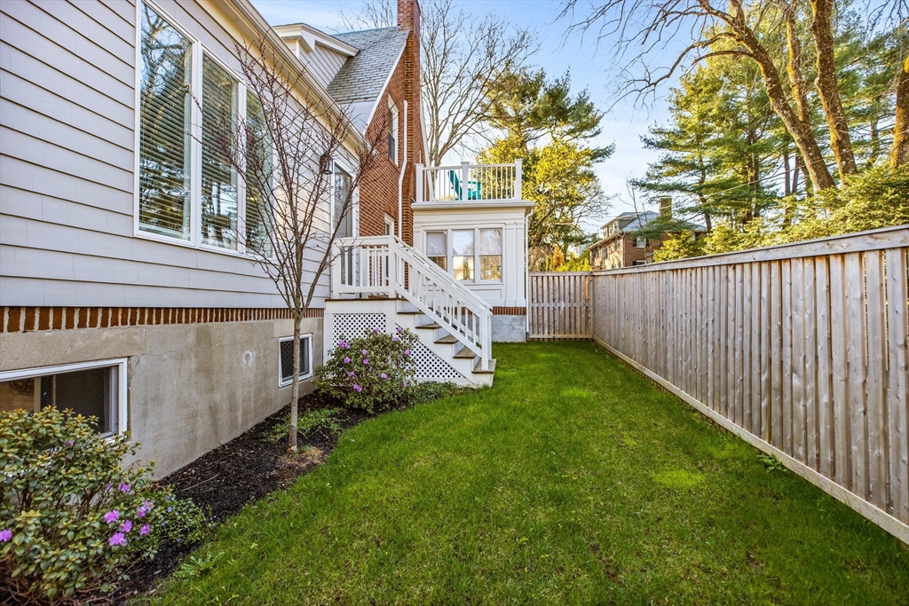 37 Commonwealth Park # 37