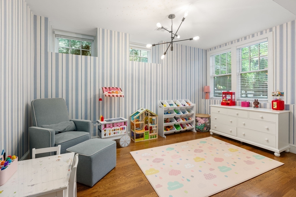 23 Summit Ave # 23