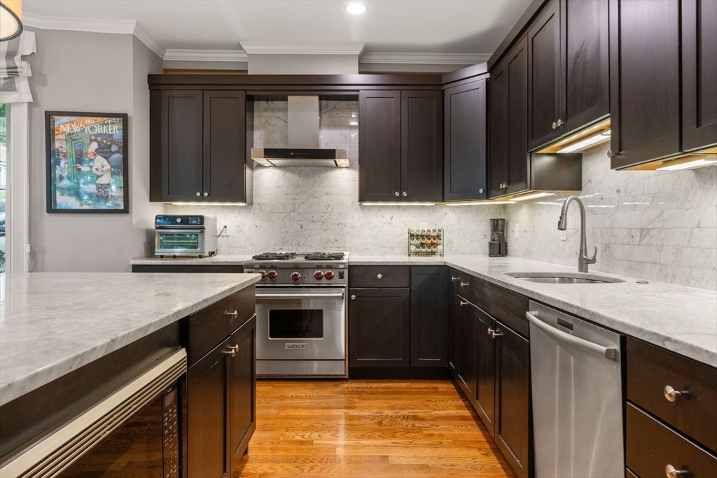 23 Summit Ave # 23