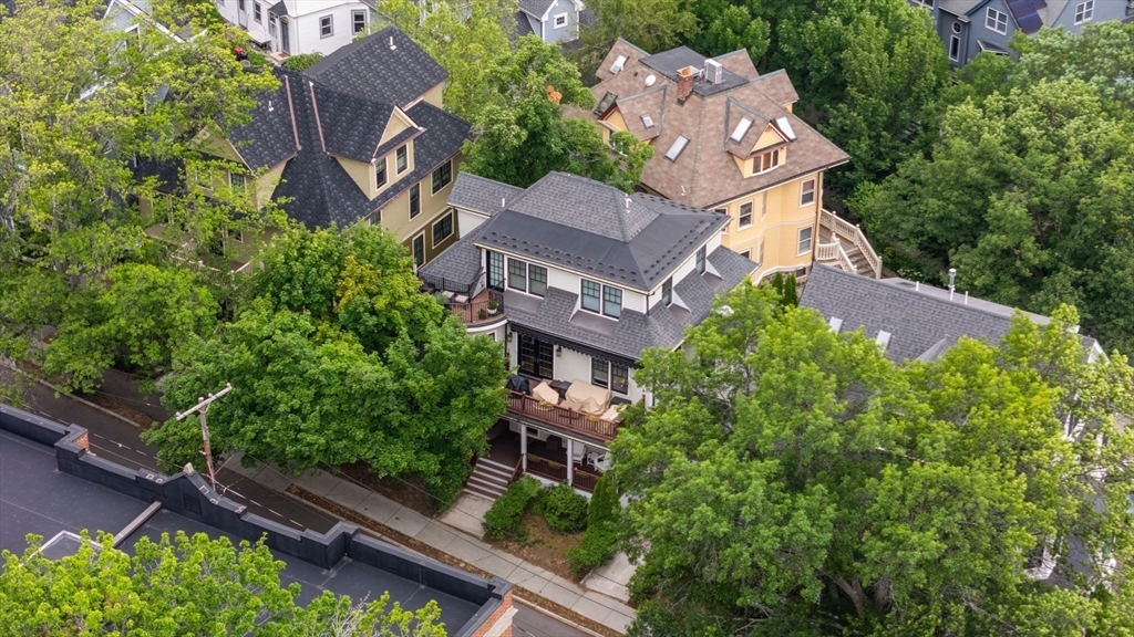 23 Summit Ave # 23