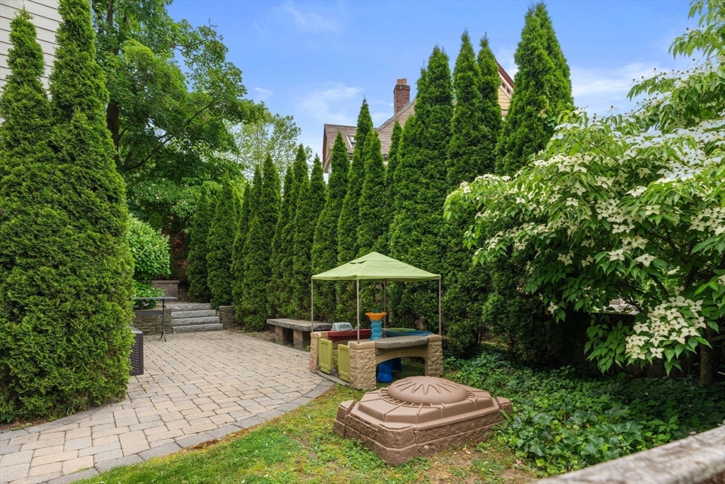 23 Summit Ave # 23
