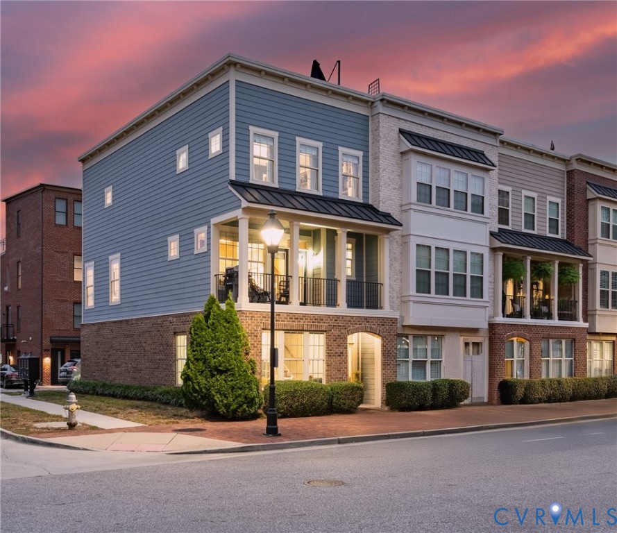 4908 Old Main St