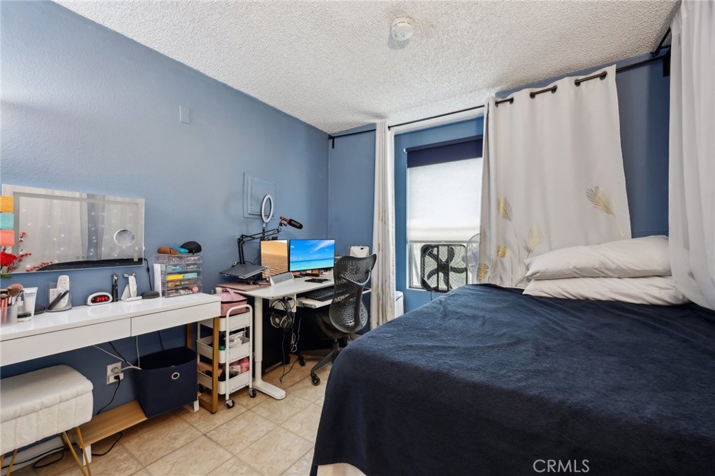 300 E Chestnut Avenue 303