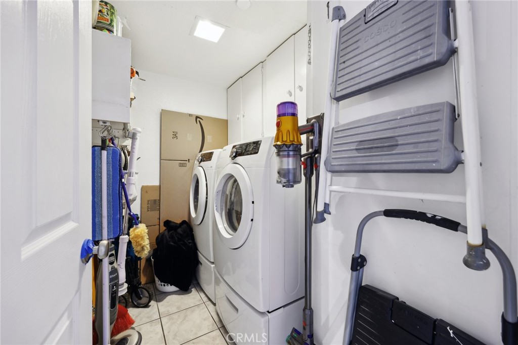 300 E Chestnut Avenue 303