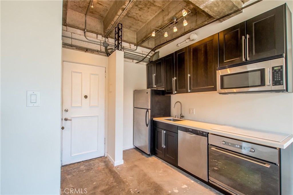 140 Linden Avenue 312