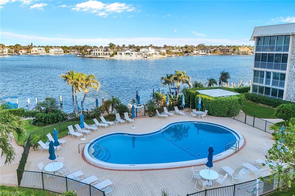 3450 Gulf Shore BLVD N # 306