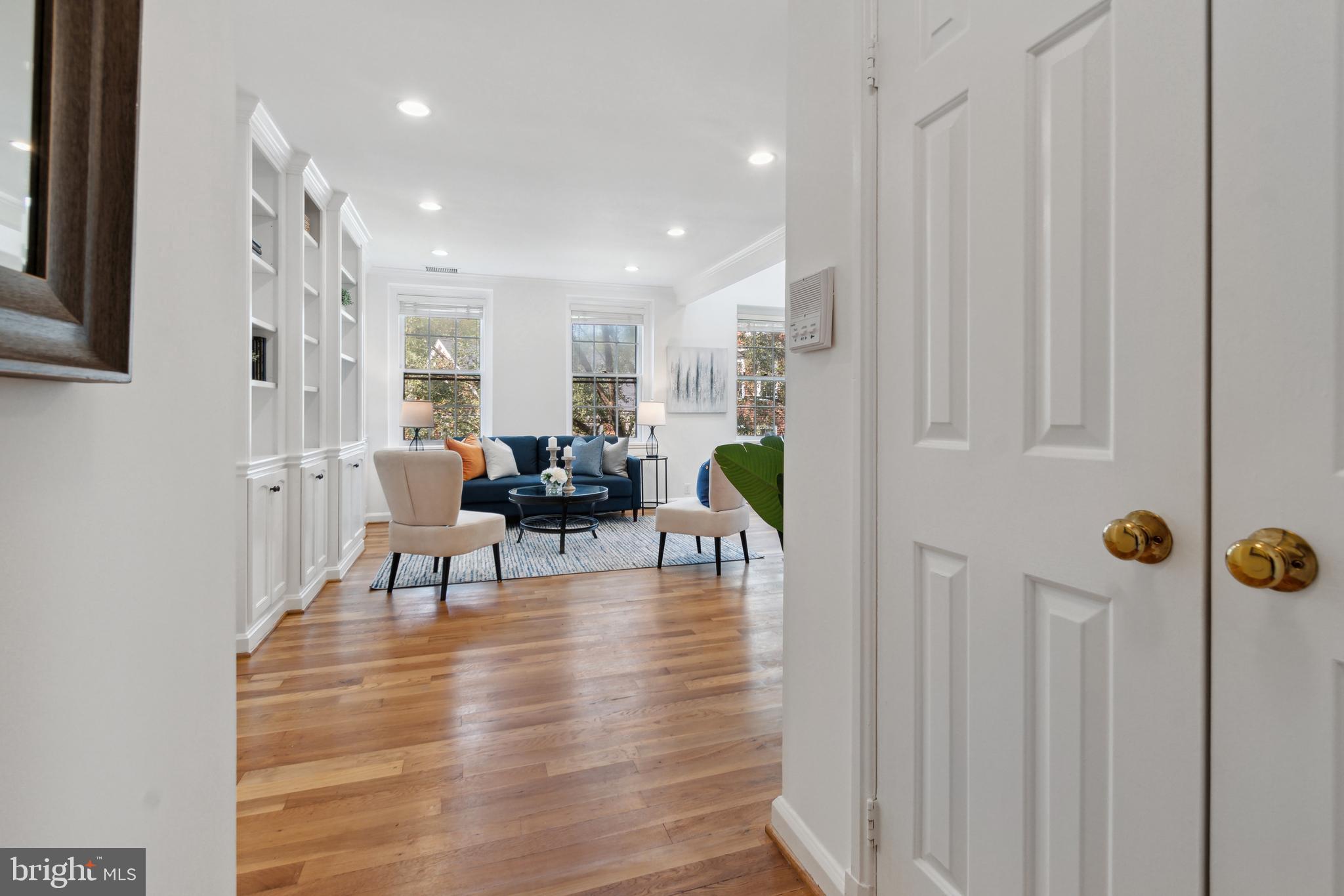 3881 Porter St NW #F300