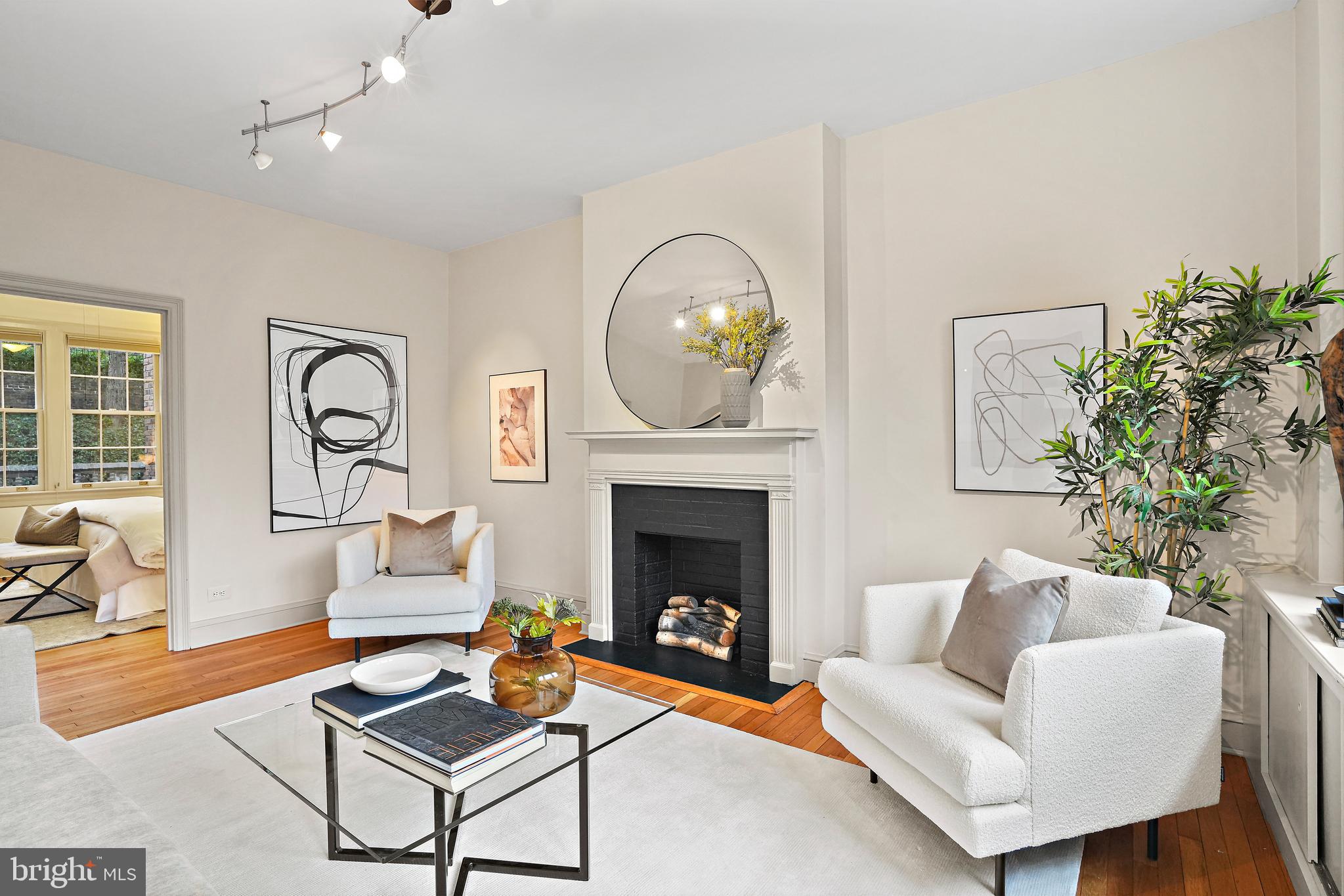 3041 Sedgwick St NW #203d