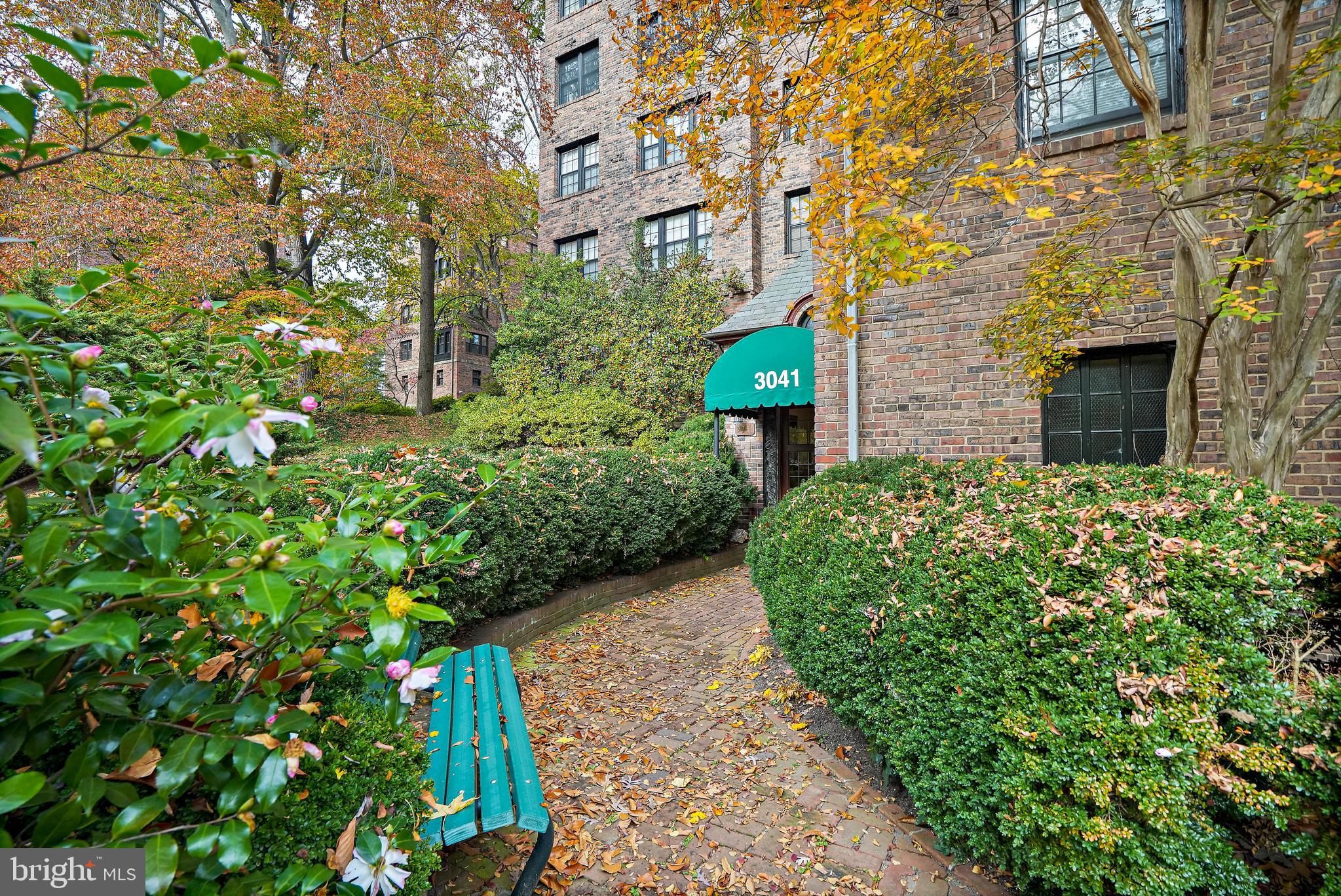 3041 Sedgwick St NW #203d