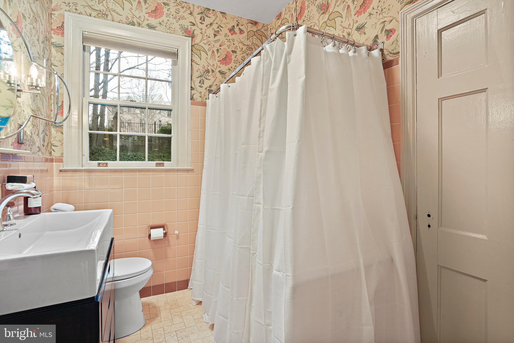 3041 Sedgwick St NW #203d