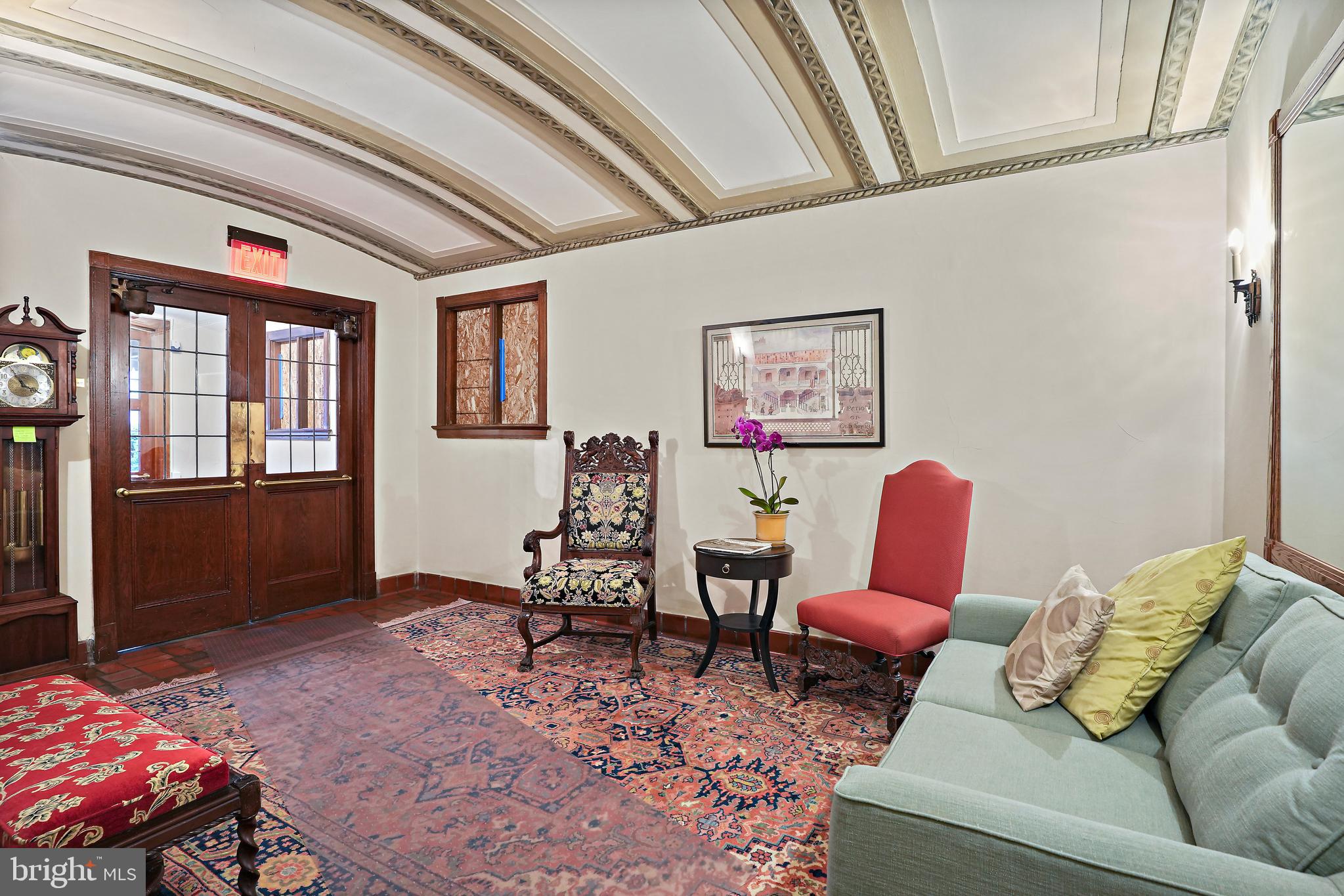 3041 Sedgwick St NW #203d