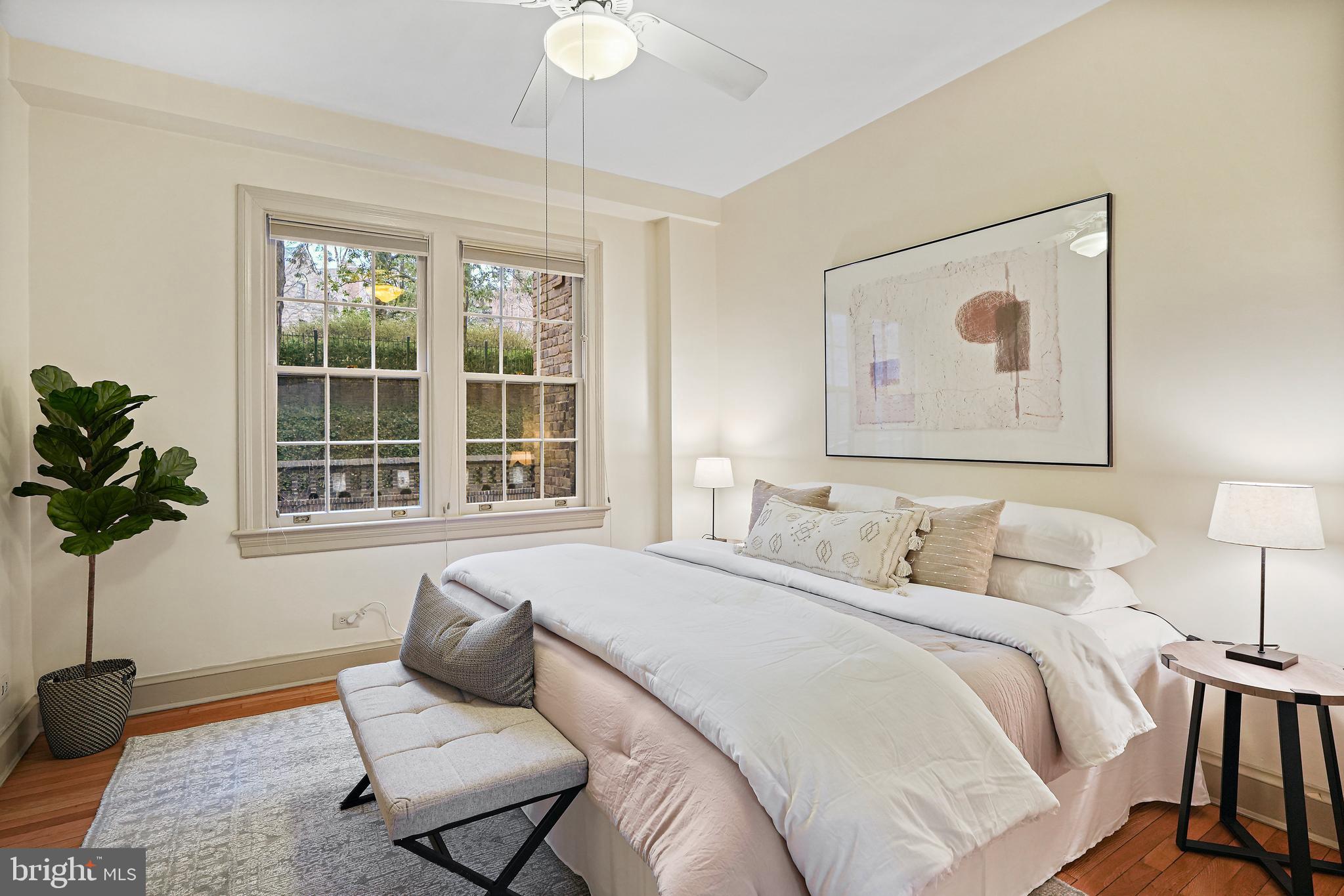 3041 Sedgwick St NW #203d