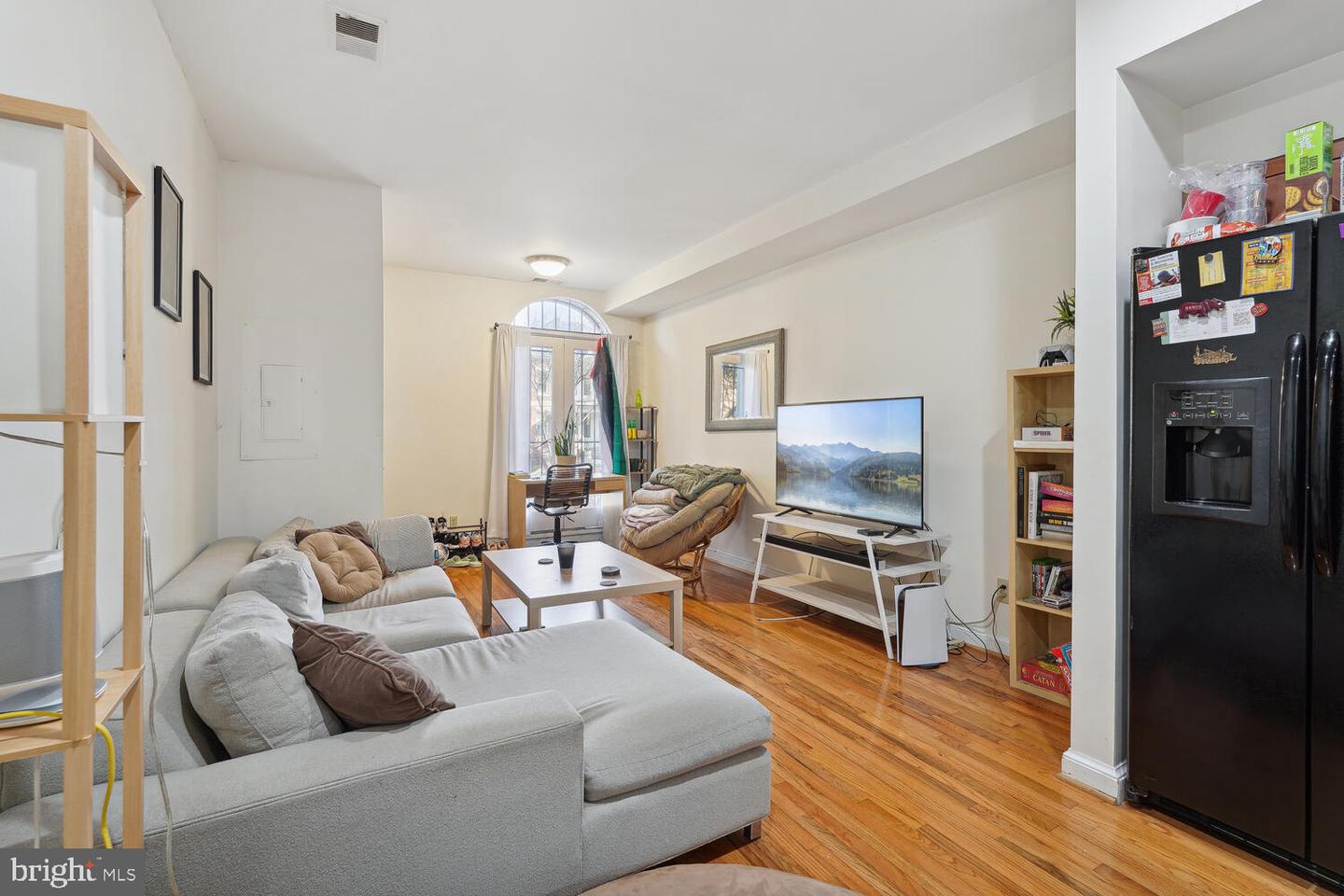 1362 Kenyon St NW