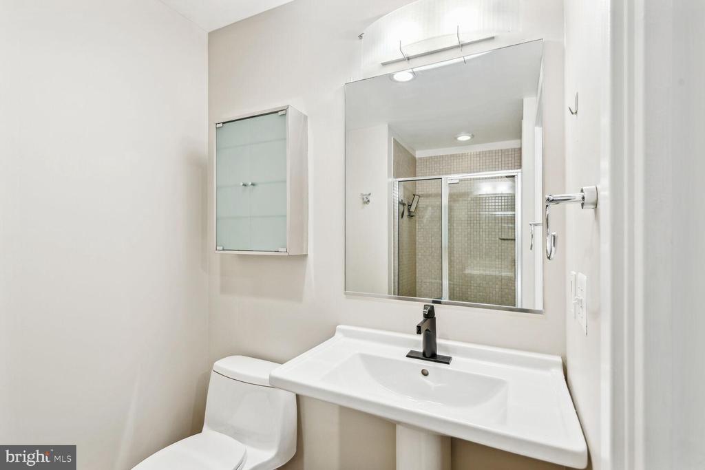 2125 14TH ST NW #319