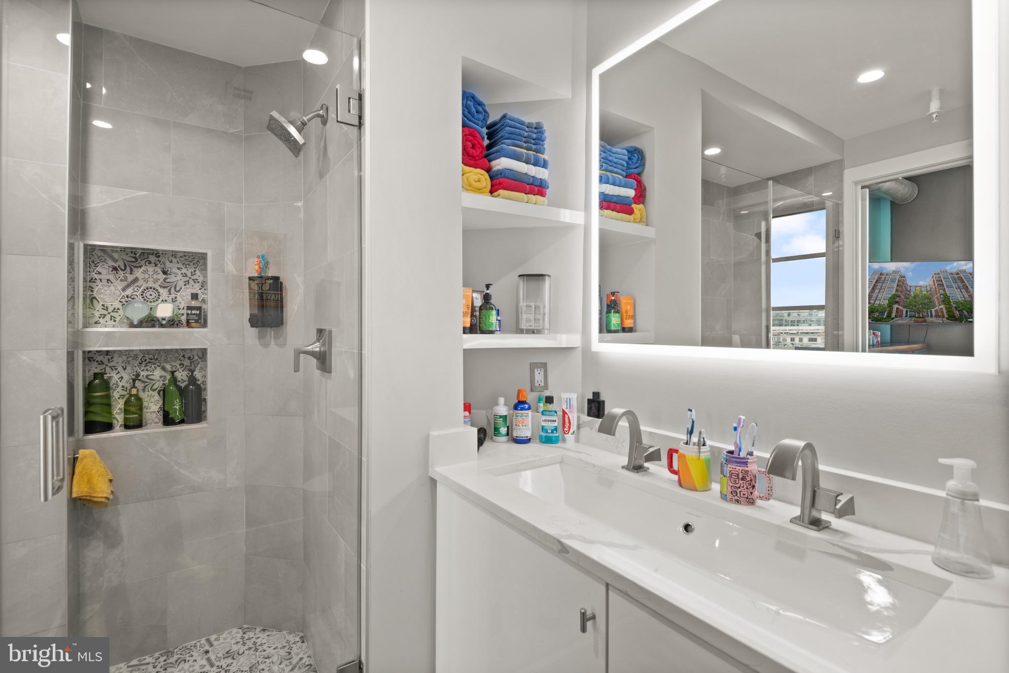 2020 12th St NW #Ph-809