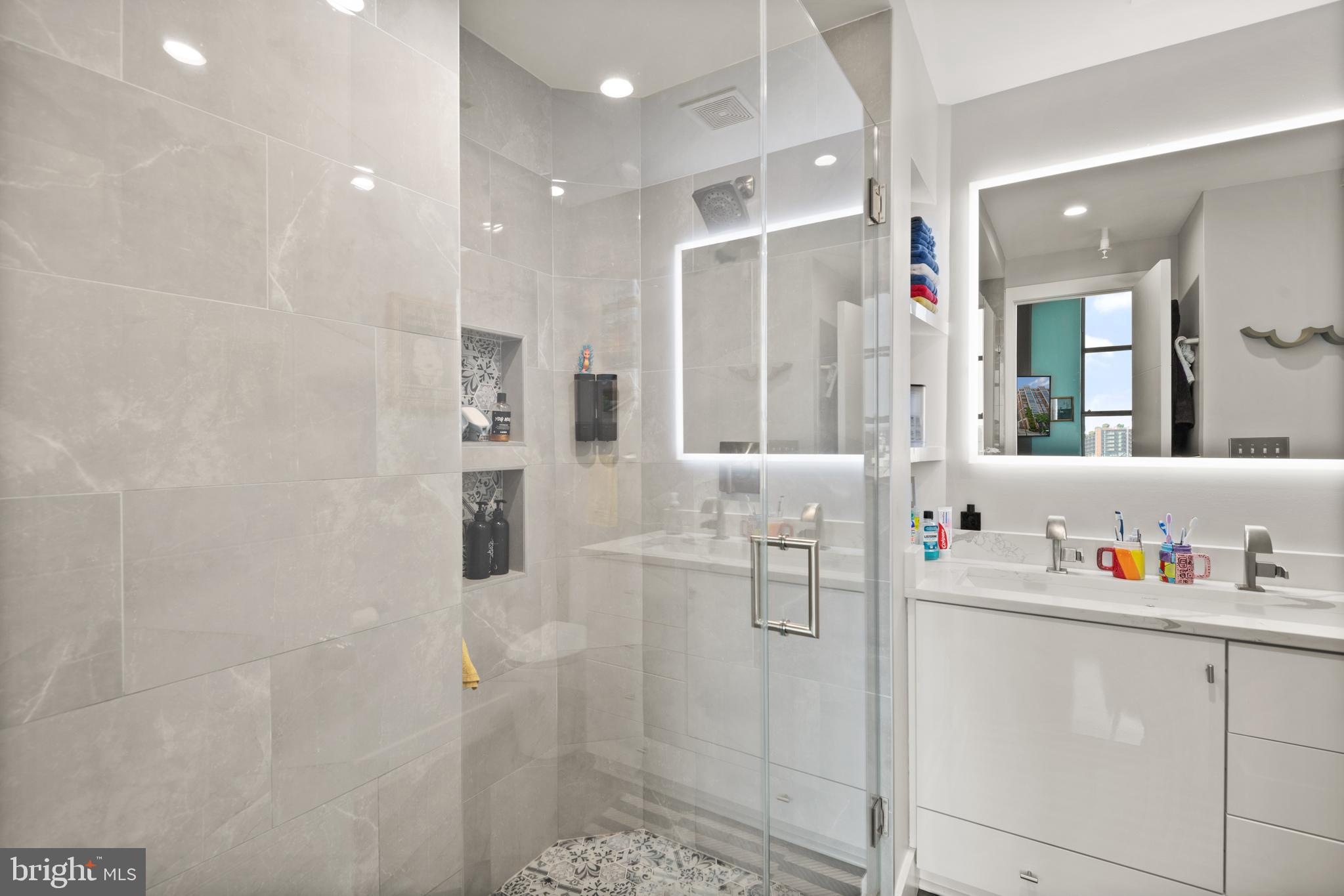 2020 12th St NW #Ph-809