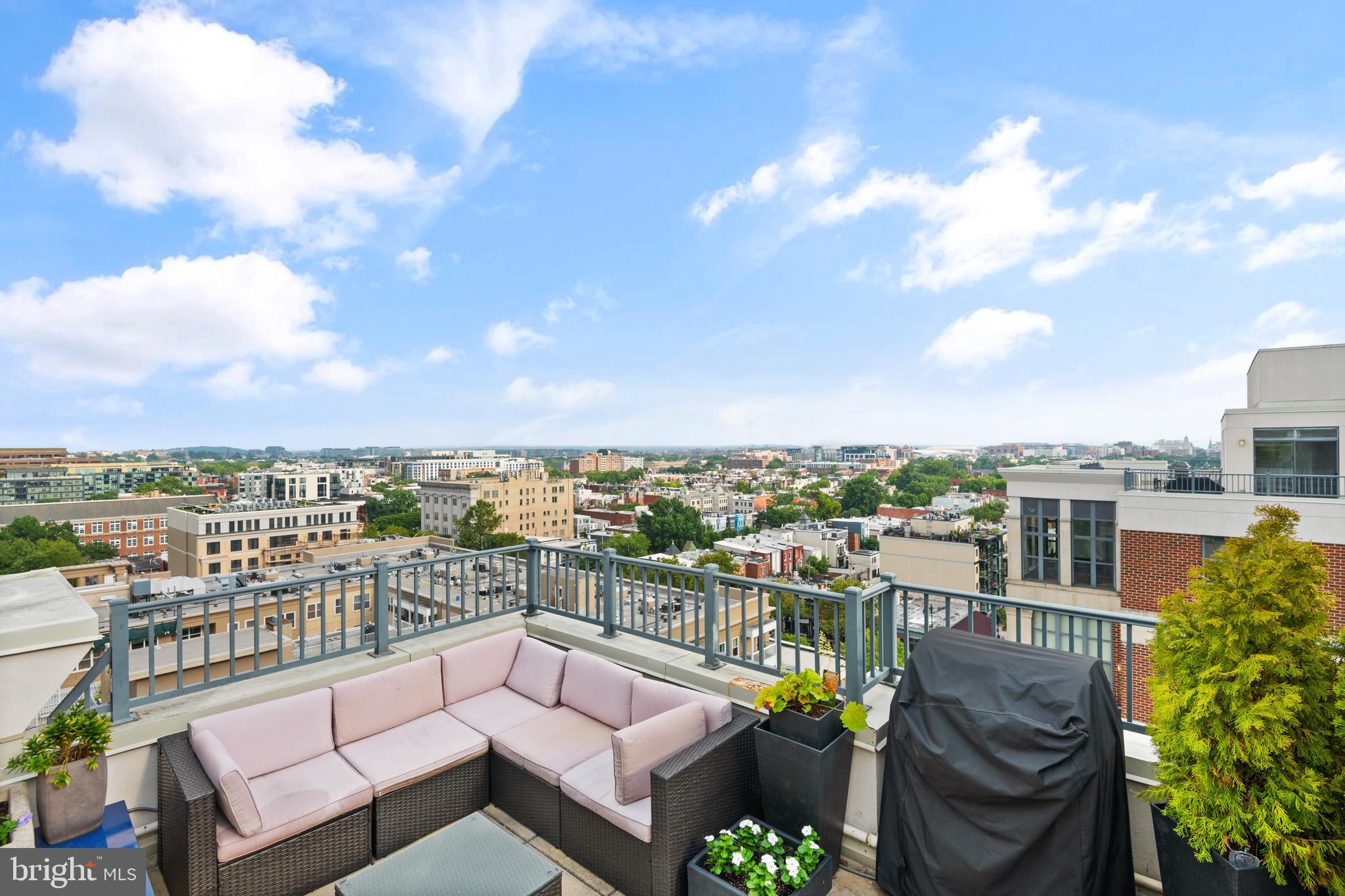 2020 12th St NW #Ph-809