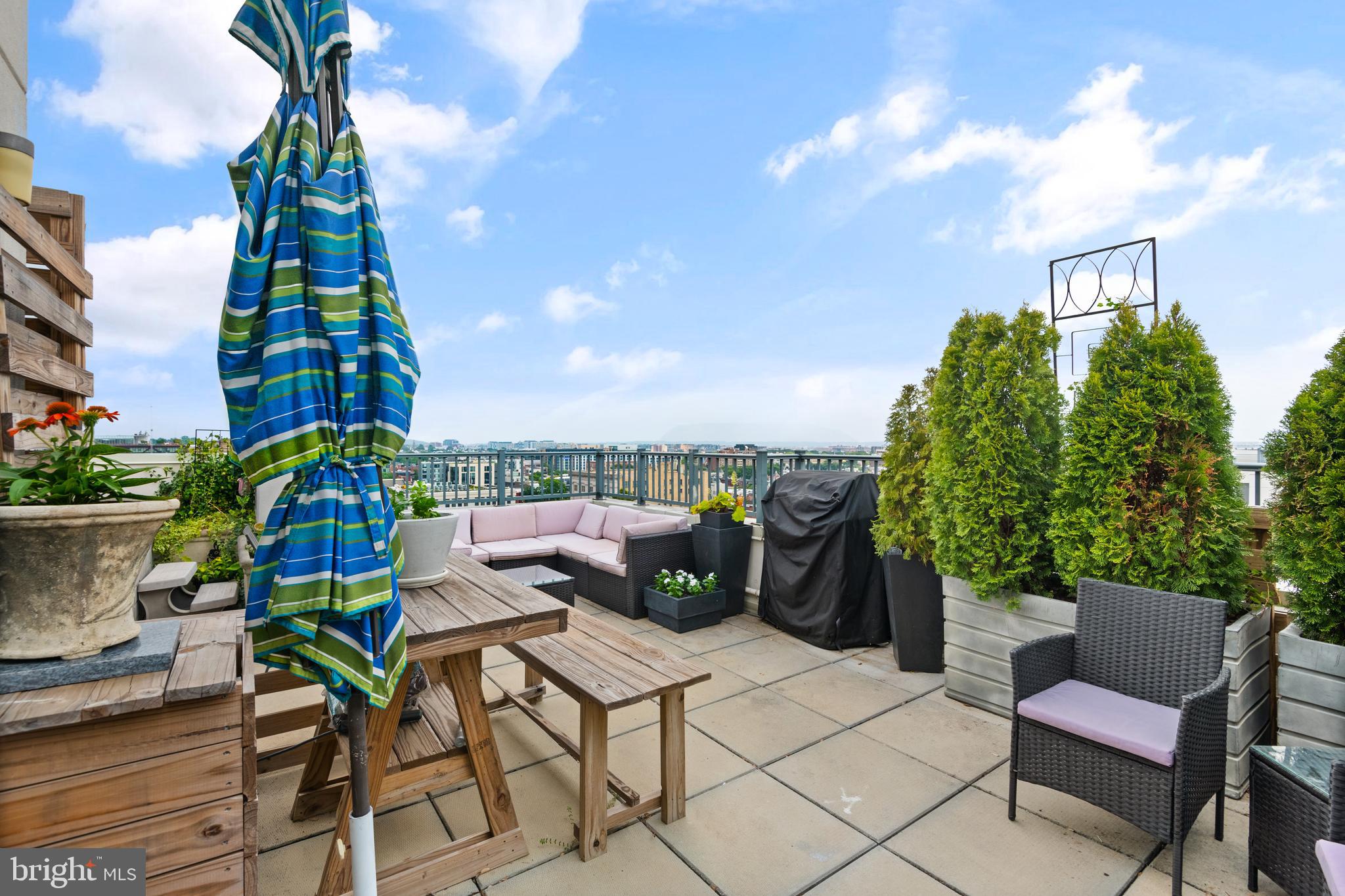 2020 12th St NW #Ph-809