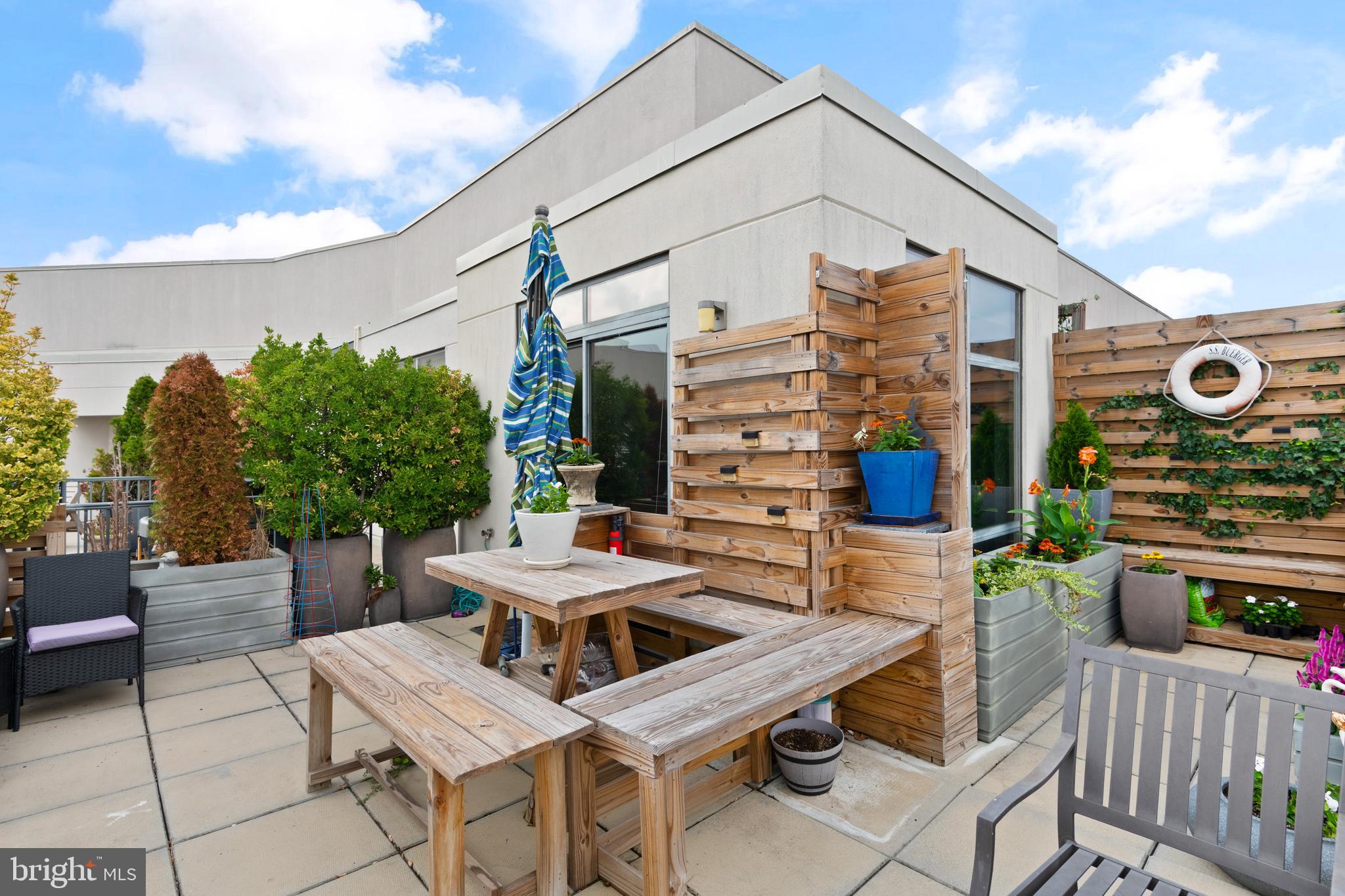 2020 12th St NW #Ph-809