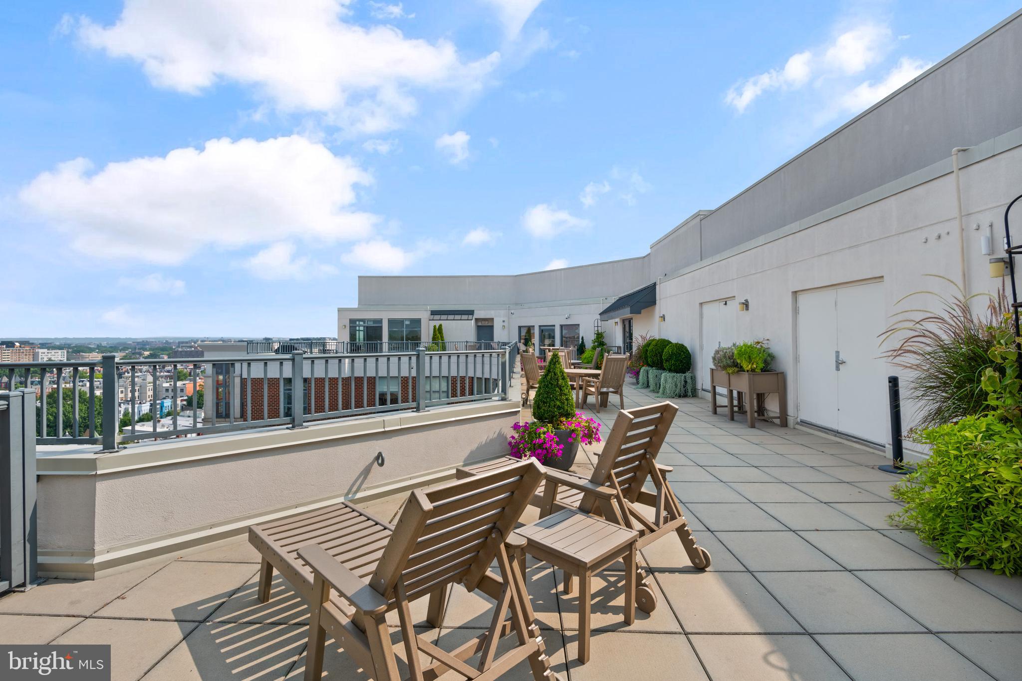 2020 12th St NW #Ph-809