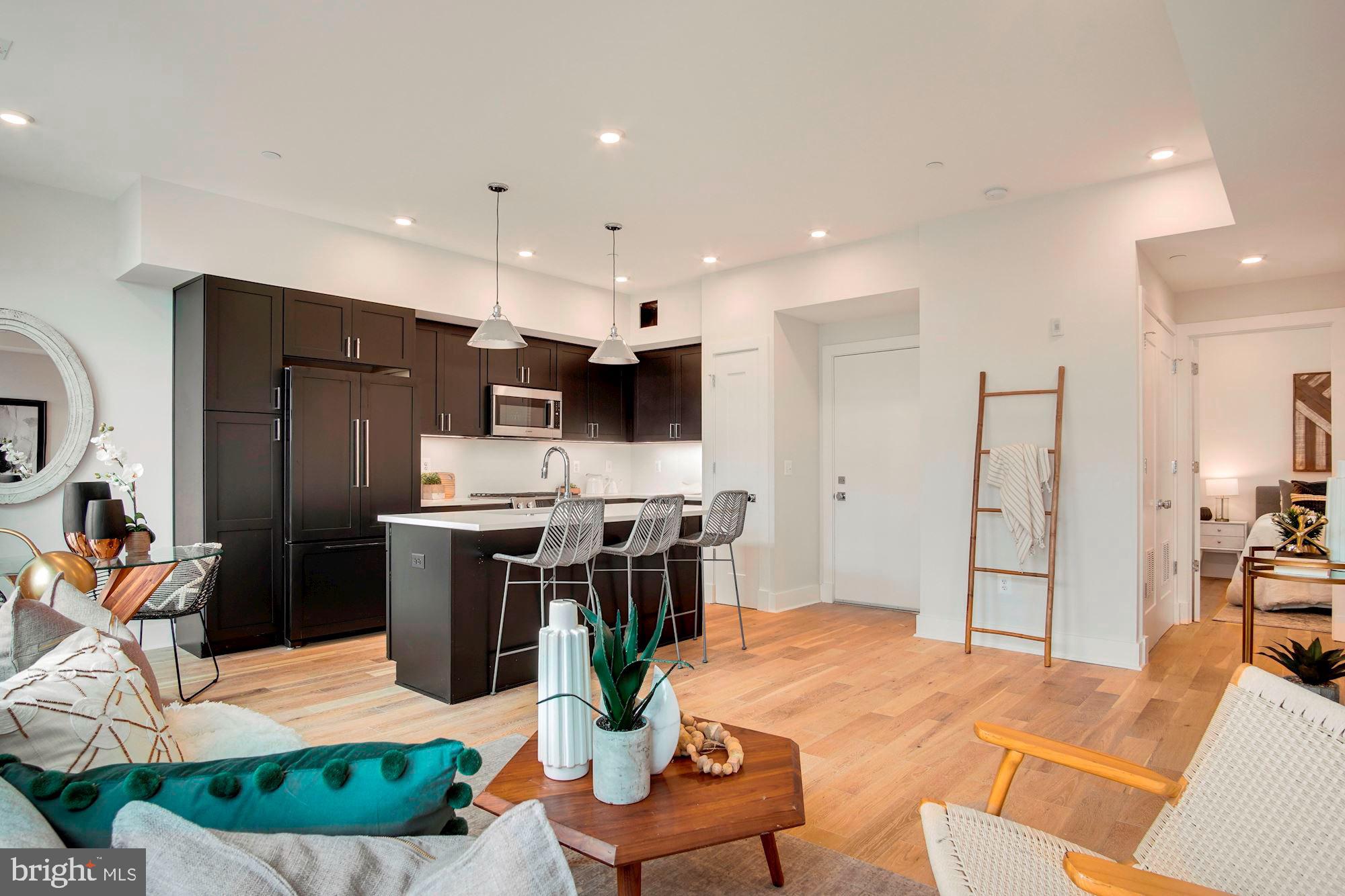 2717 ONTARIO RD NW #202