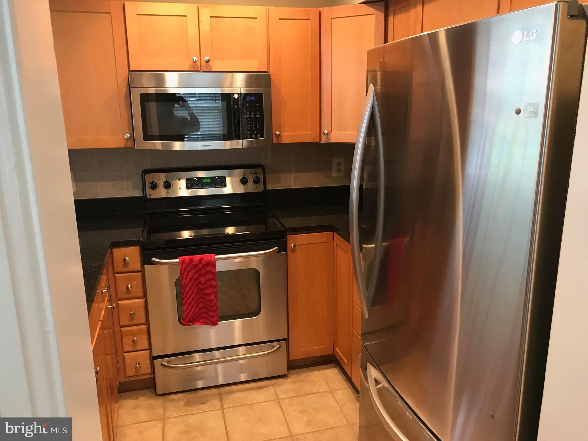 3881 PORTER ST NW #B296