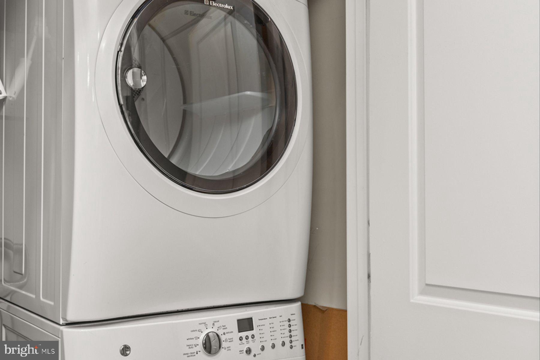 1431 CORCORAN ST NW #1