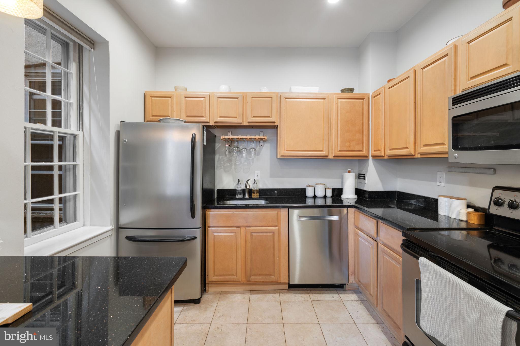 1718 Corcoran St NW #24