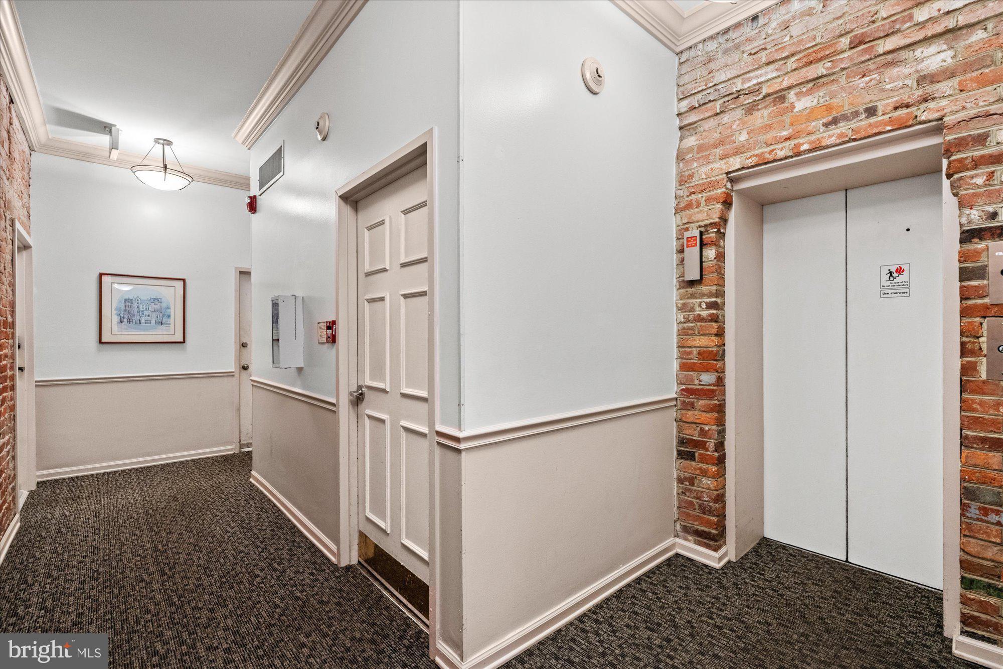 1718 Corcoran St NW #24