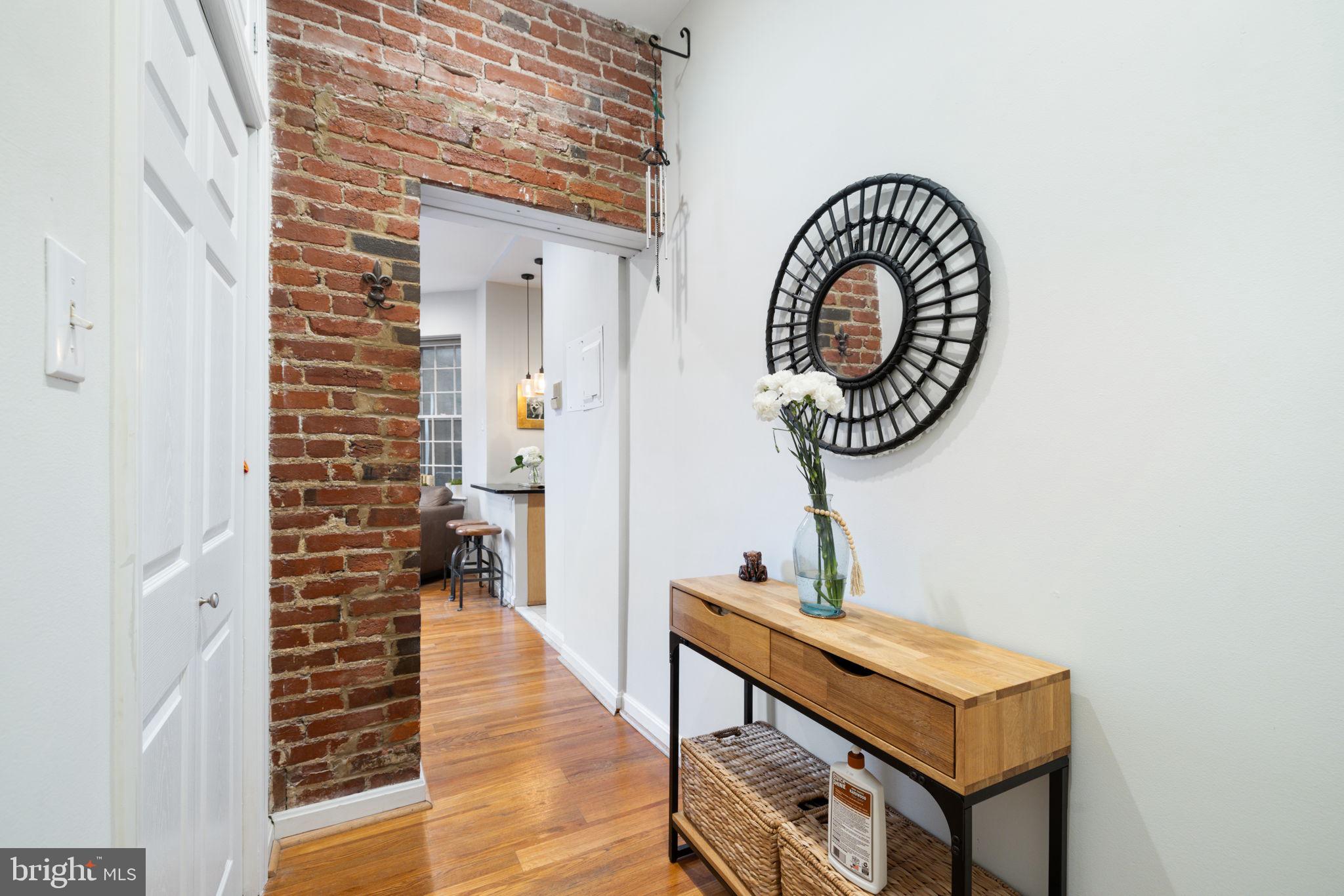 1718 Corcoran St NW #24