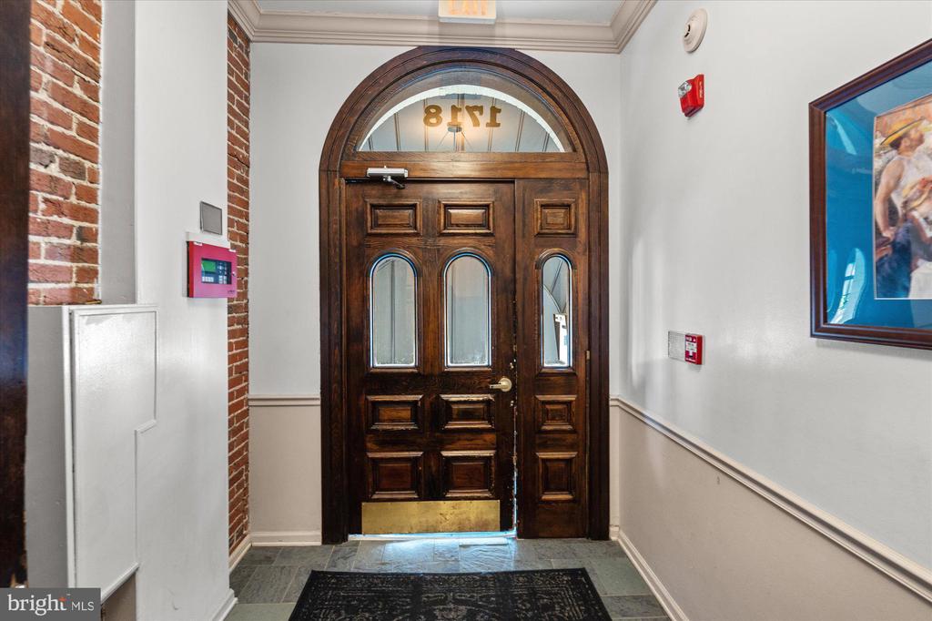 1718 Corcoran St NW #24