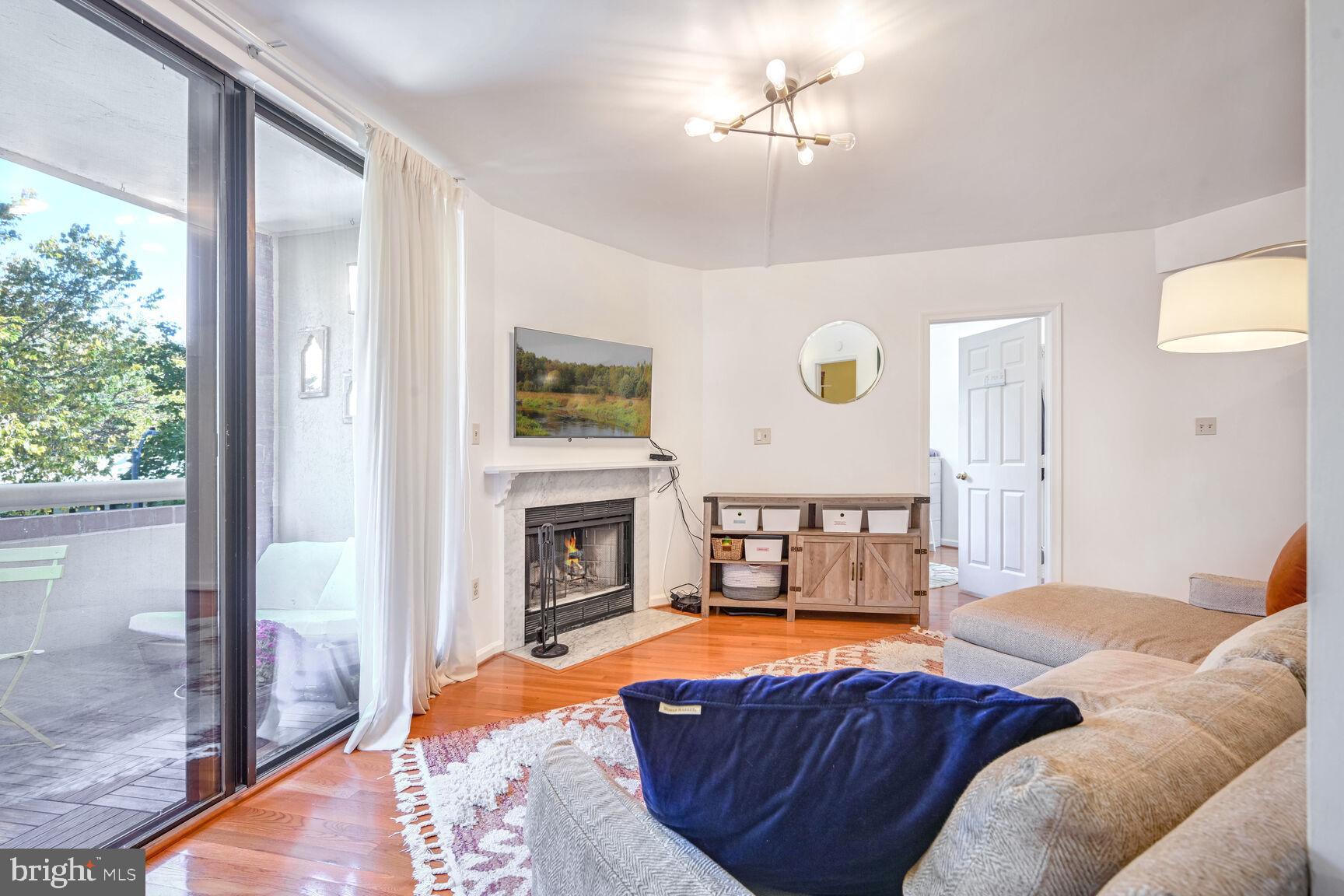 2725 Connecticut Ave NW #308