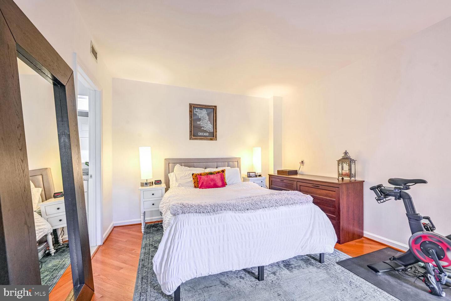 2725 Connecticut Ave NW #308