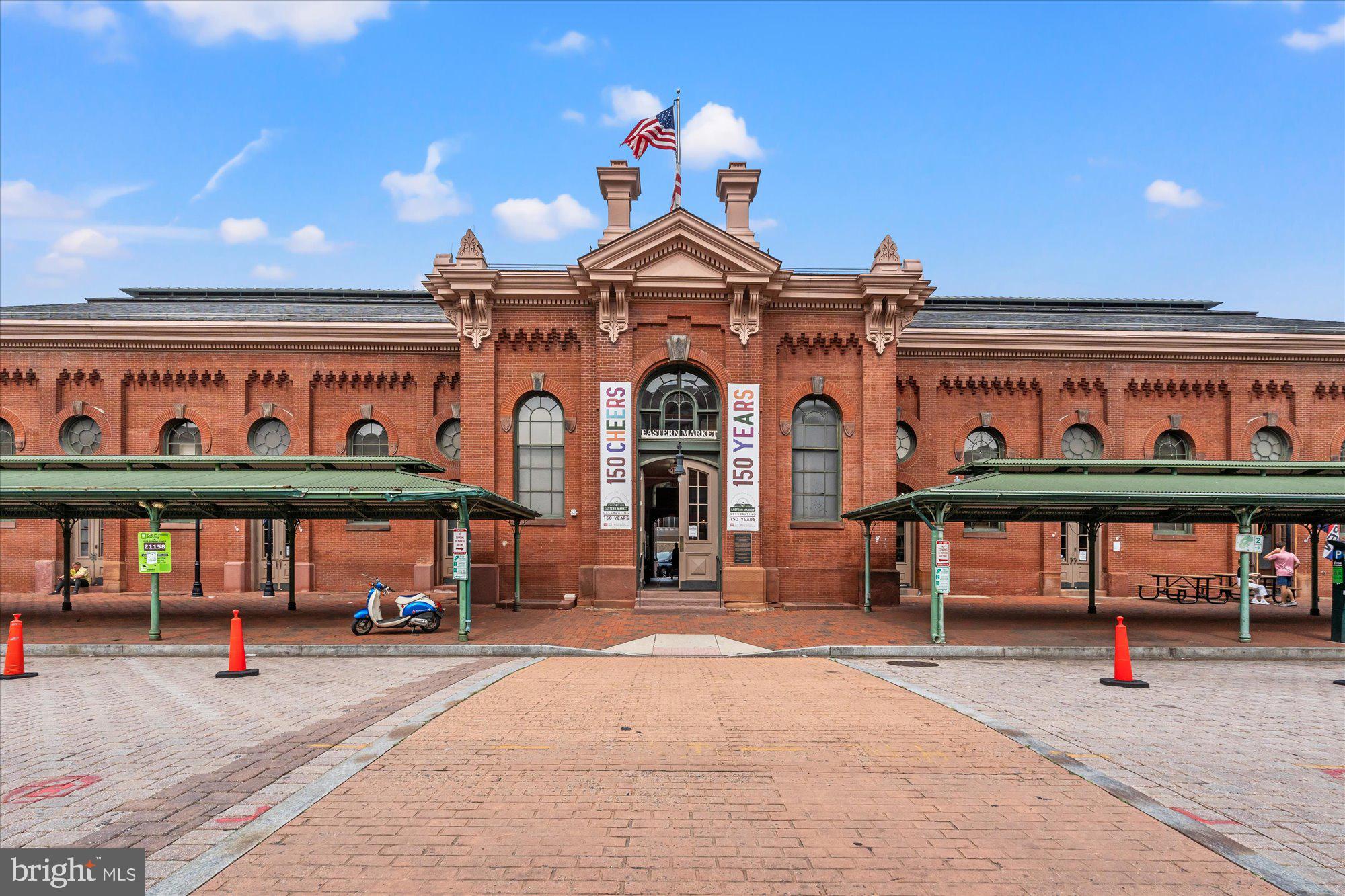 130 North Carolina Ave SE