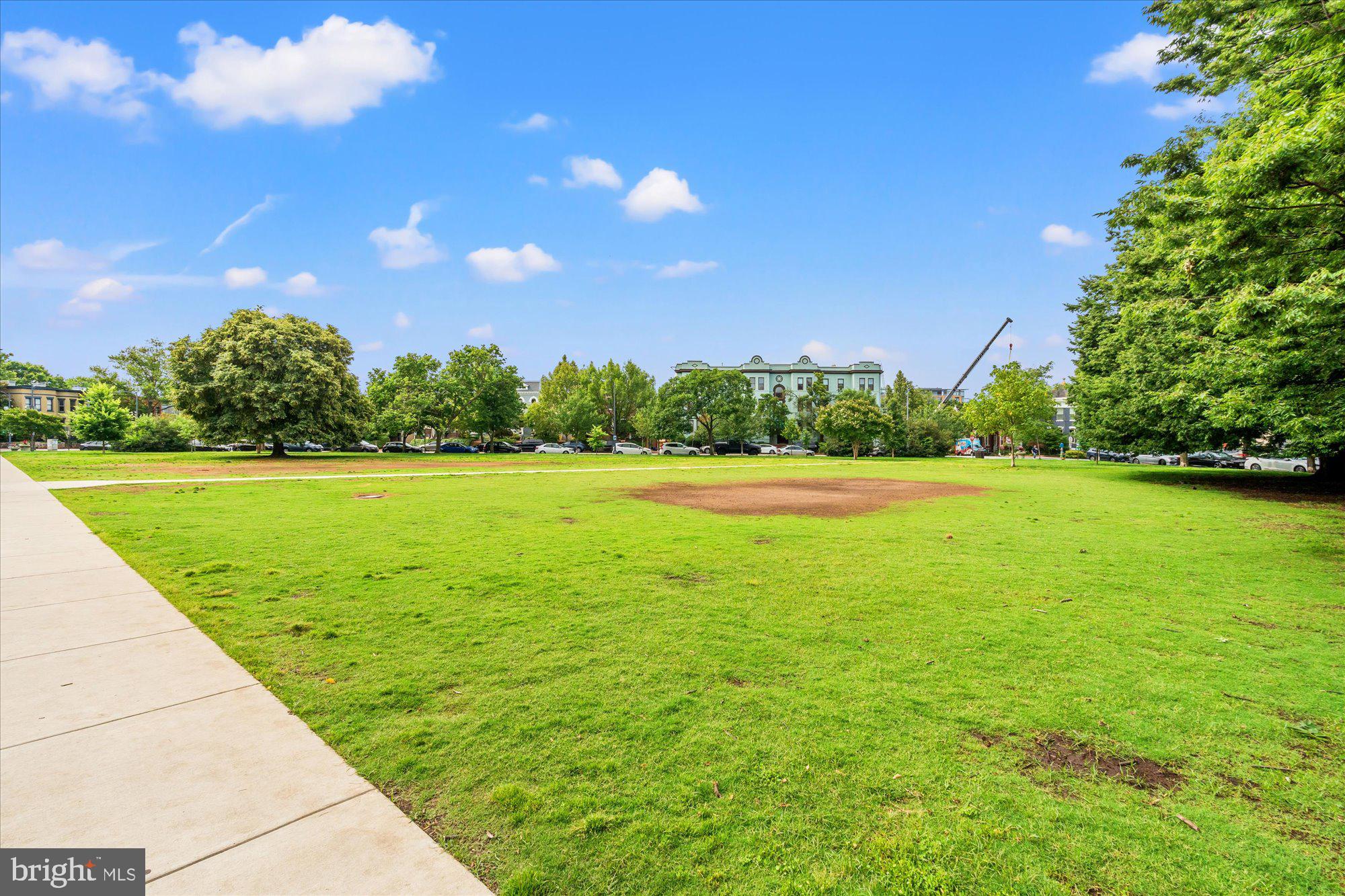 130 North Carolina Ave SE