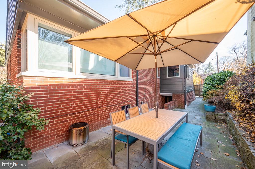 3400 BROAD BRANCH TERRACE NW