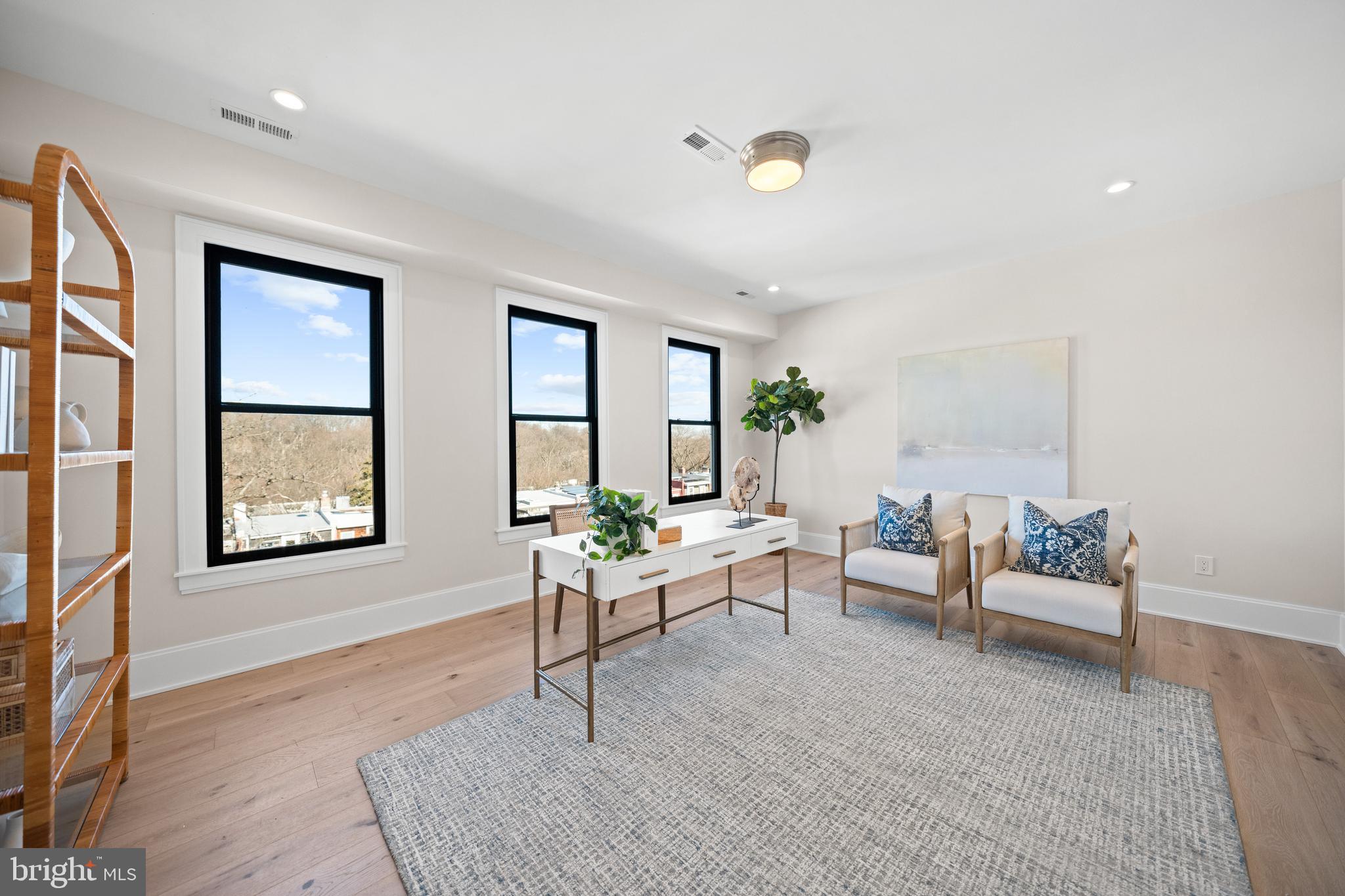 1863 NEWTON STREET NW