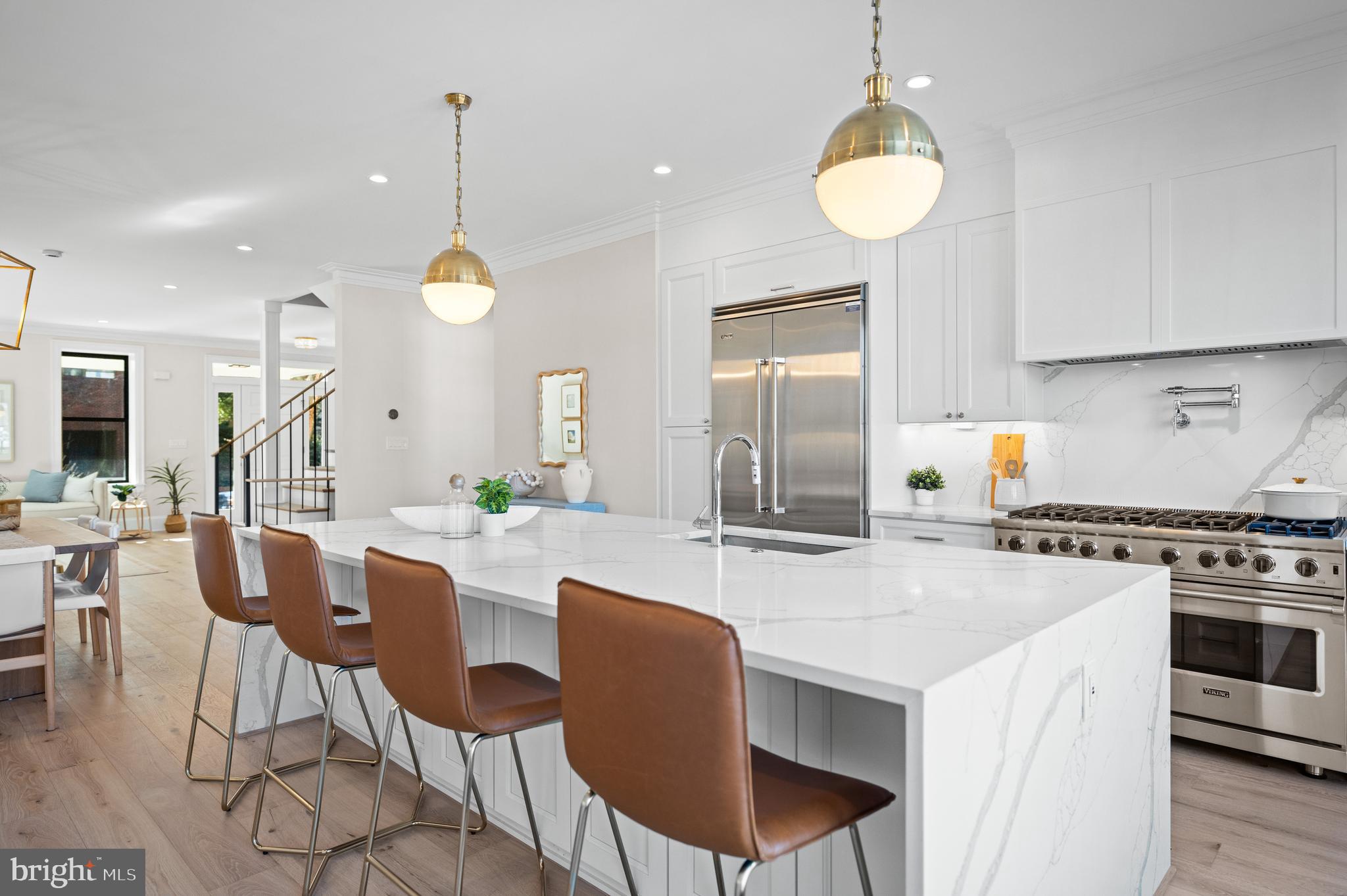 1863 NEWTON STREET NW