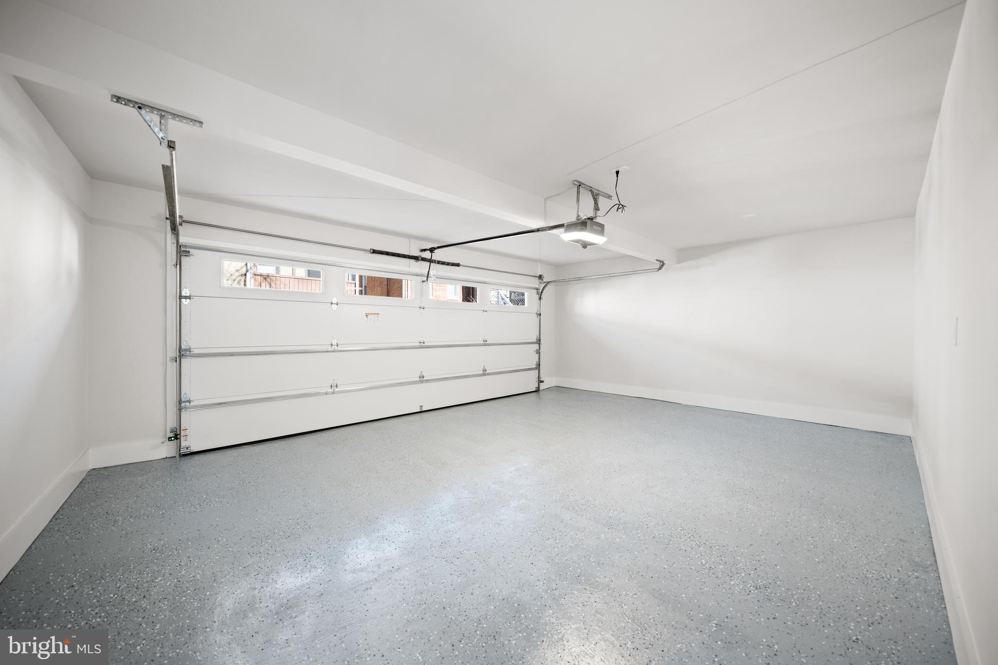 1863 NEWTON STREET NW