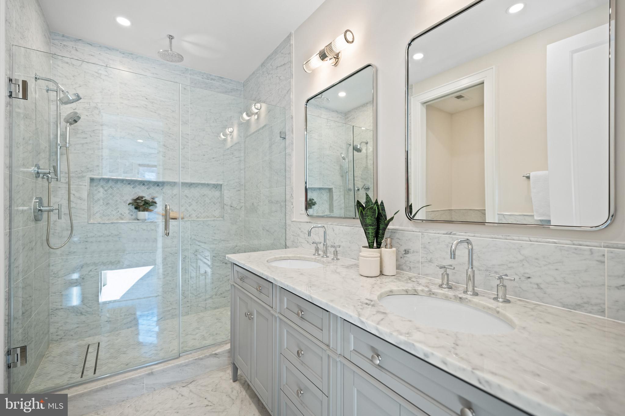 1863 NEWTON STREET NW