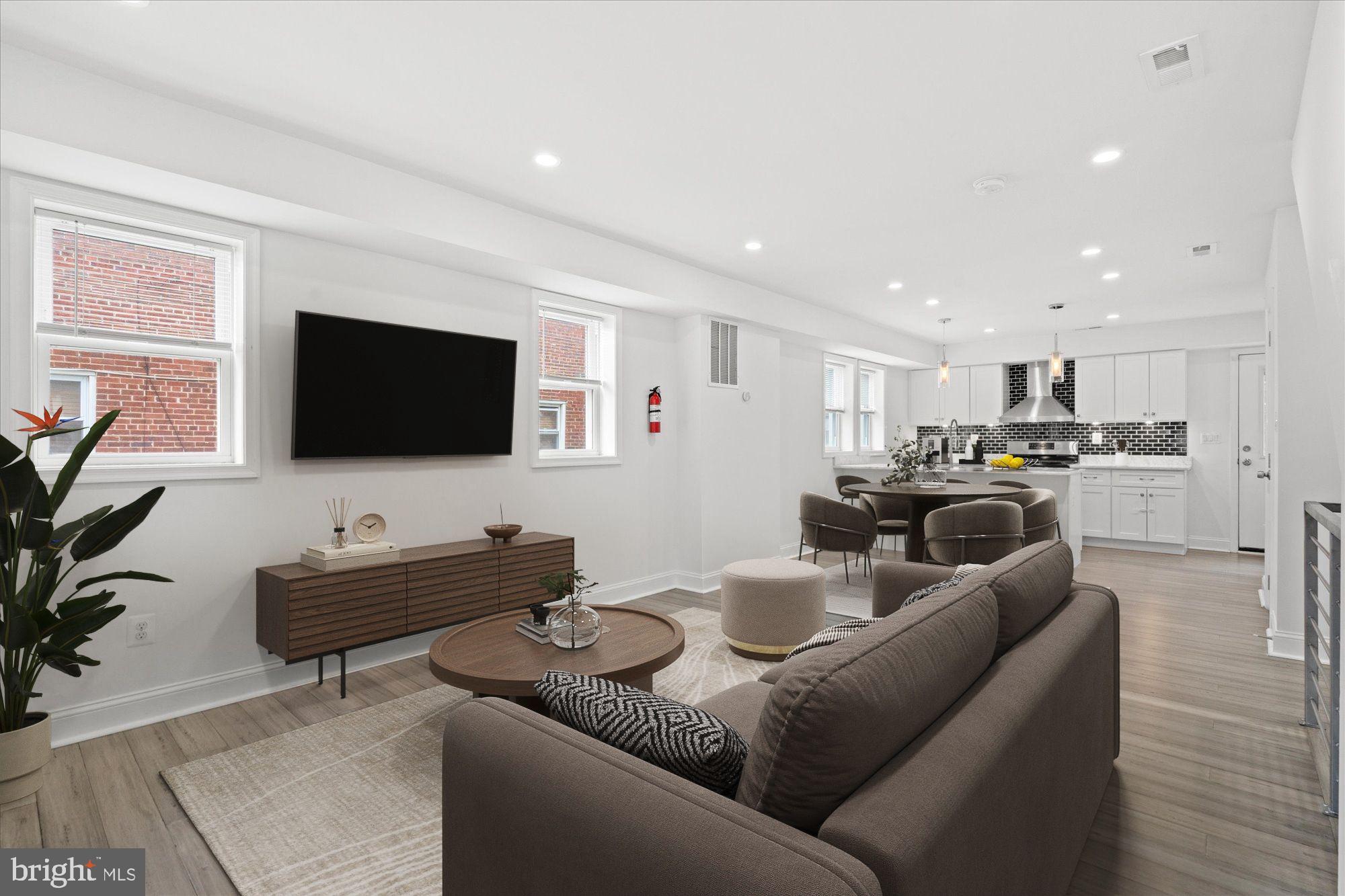 1252 DELAFIELD PLACE NE