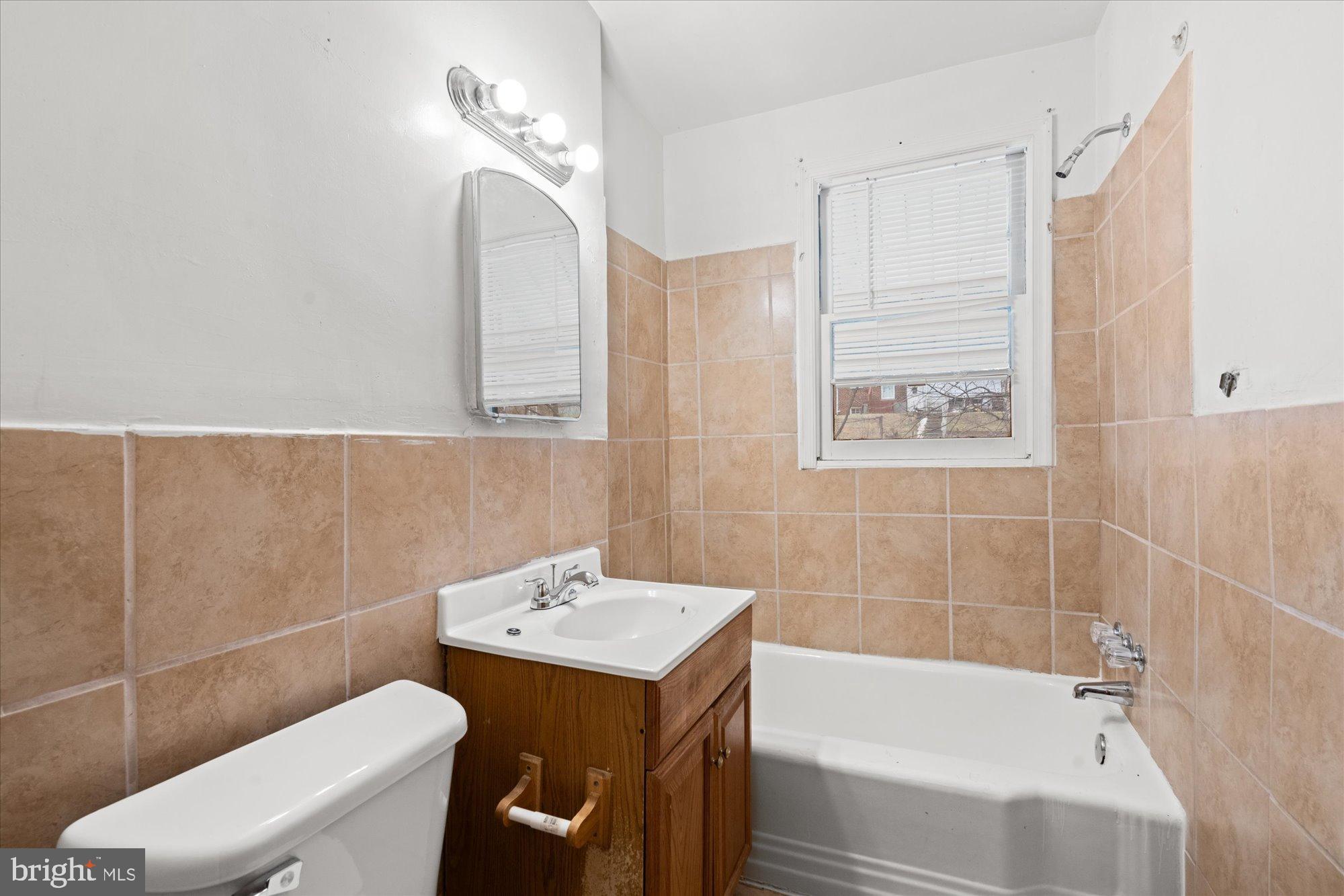 414 CHESAPEAKE STREET SE