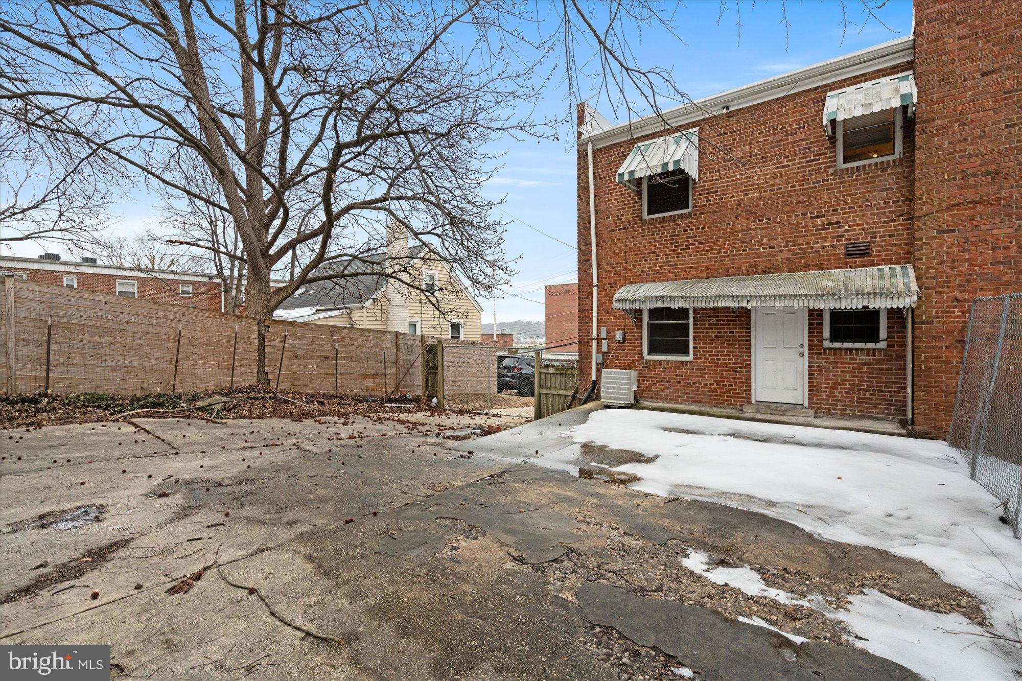 414 CHESAPEAKE STREET SE