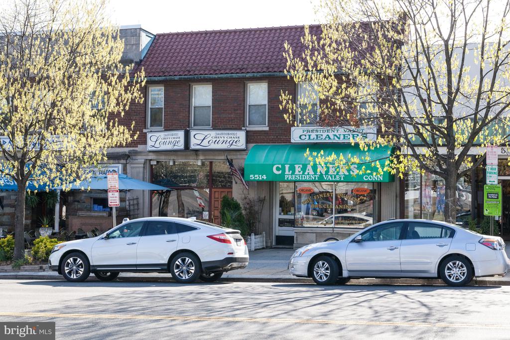 3638 JOCELYN STREET NW